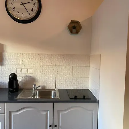 Apartment Velezia Studio Roujan